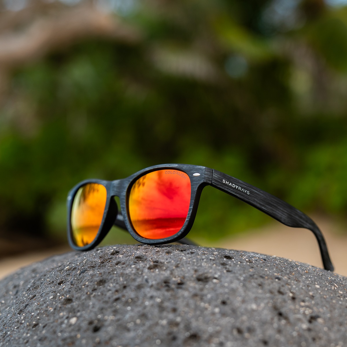 Red /Black Round Polarized Sunglasses for Women Men Classic Vintage Black Retro-Vintage Metal Round Tinted Sunglasses with Red  main image 2
